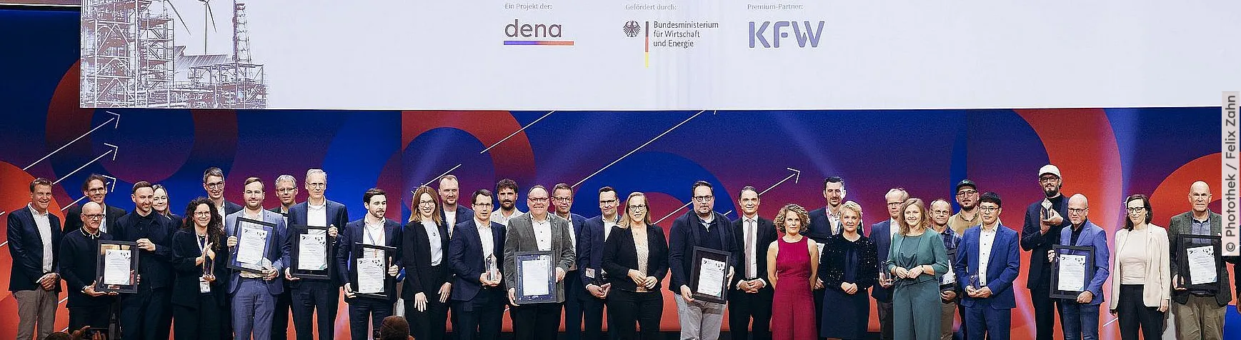 Preisverleihung Energy Efficiency Award der dena